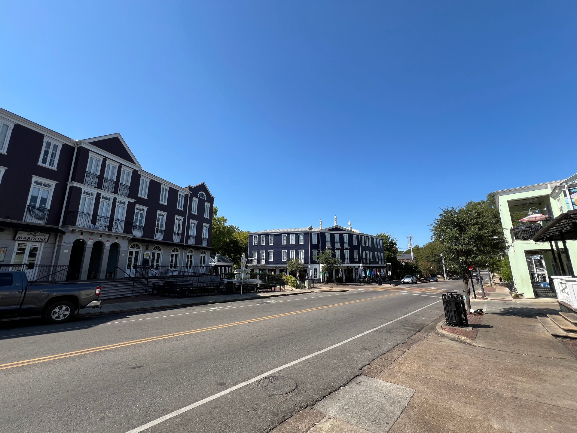 Streetscape near Mississippi State University