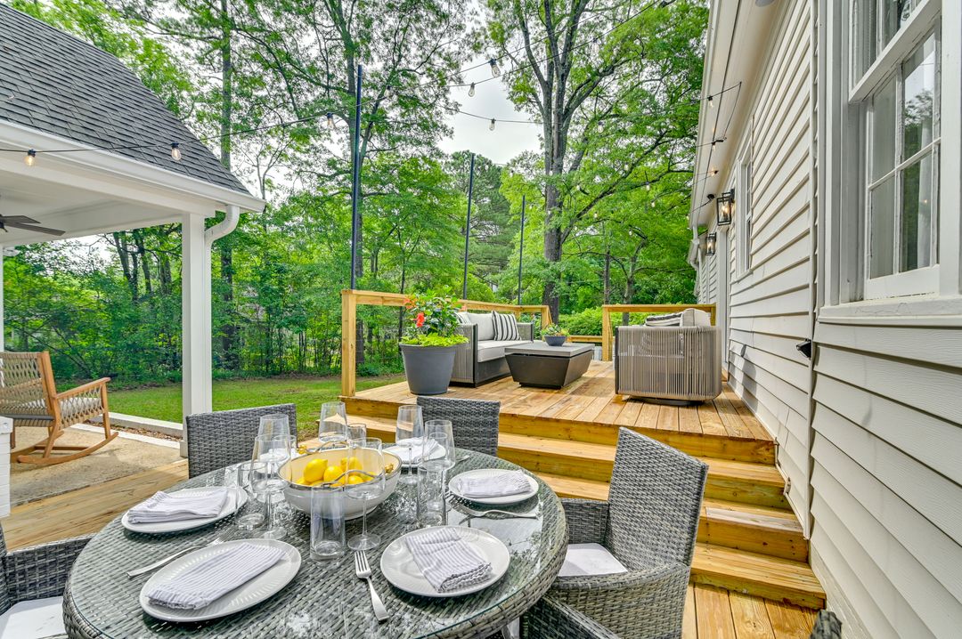The Outdoor Common Area — vrbo near mississippi state